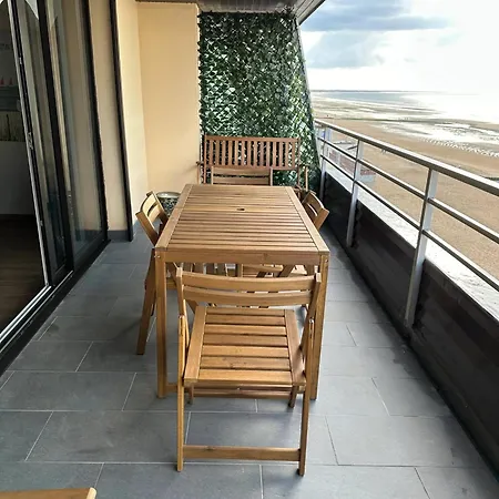 Appartement avec vue sur mer à Cabourg, 60 m² דירה