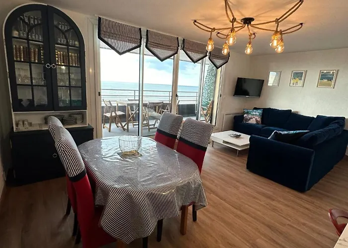 Appartement Avec Vue Sur Mer A Cabourg, 60 M² شقة